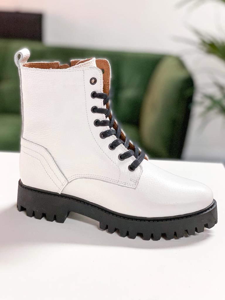 Dwrs Stainley white boots